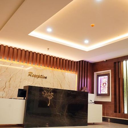 Hotel Nivetha Inn Coimbatore Exterior foto
