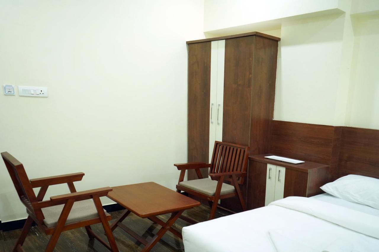 Hotel Nivetha Inn Coimbatore Exterior foto