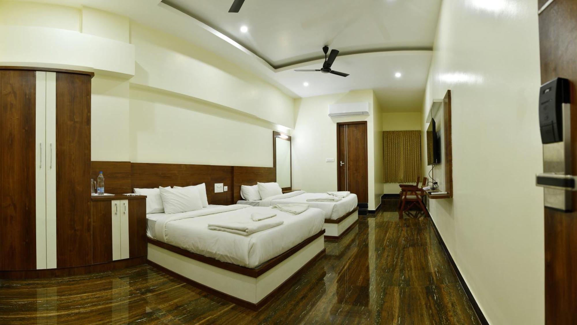 Hotel Nivetha Inn Coimbatore Exterior foto